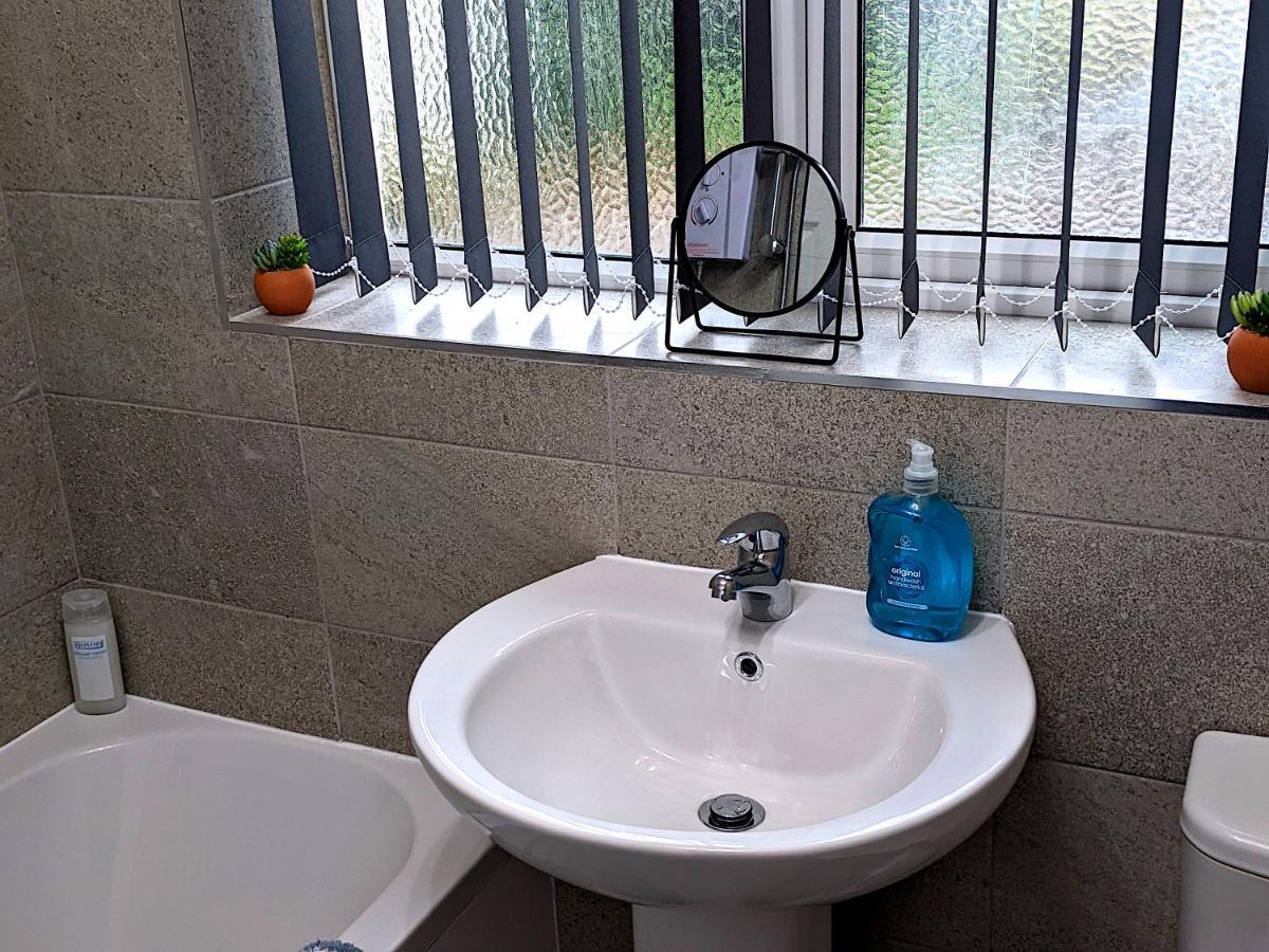 דונקסטר Racecourse Apartment מראה חיצוני תמונה